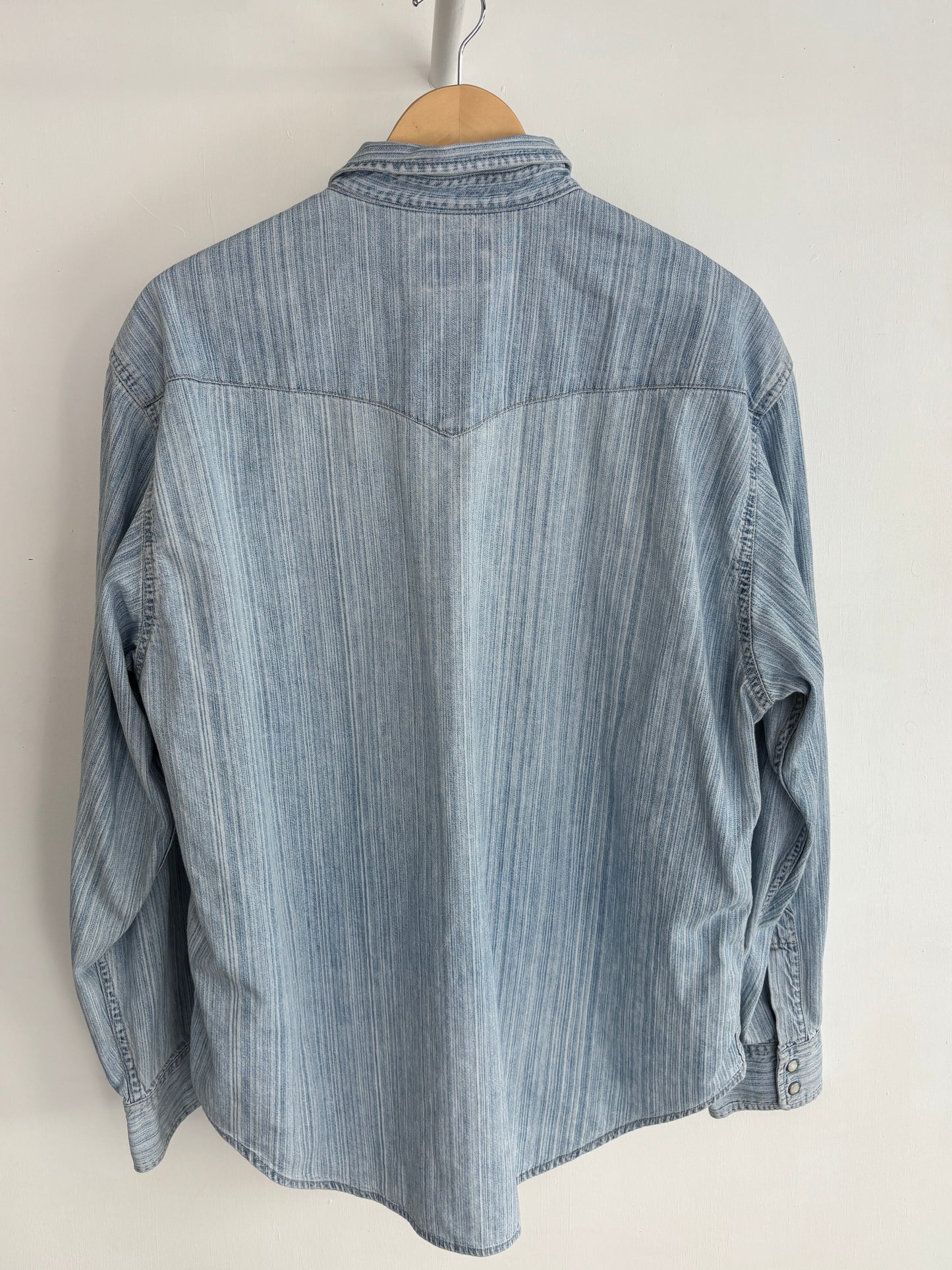 XL - VINTAGE LEVIS DENIM SHIRT