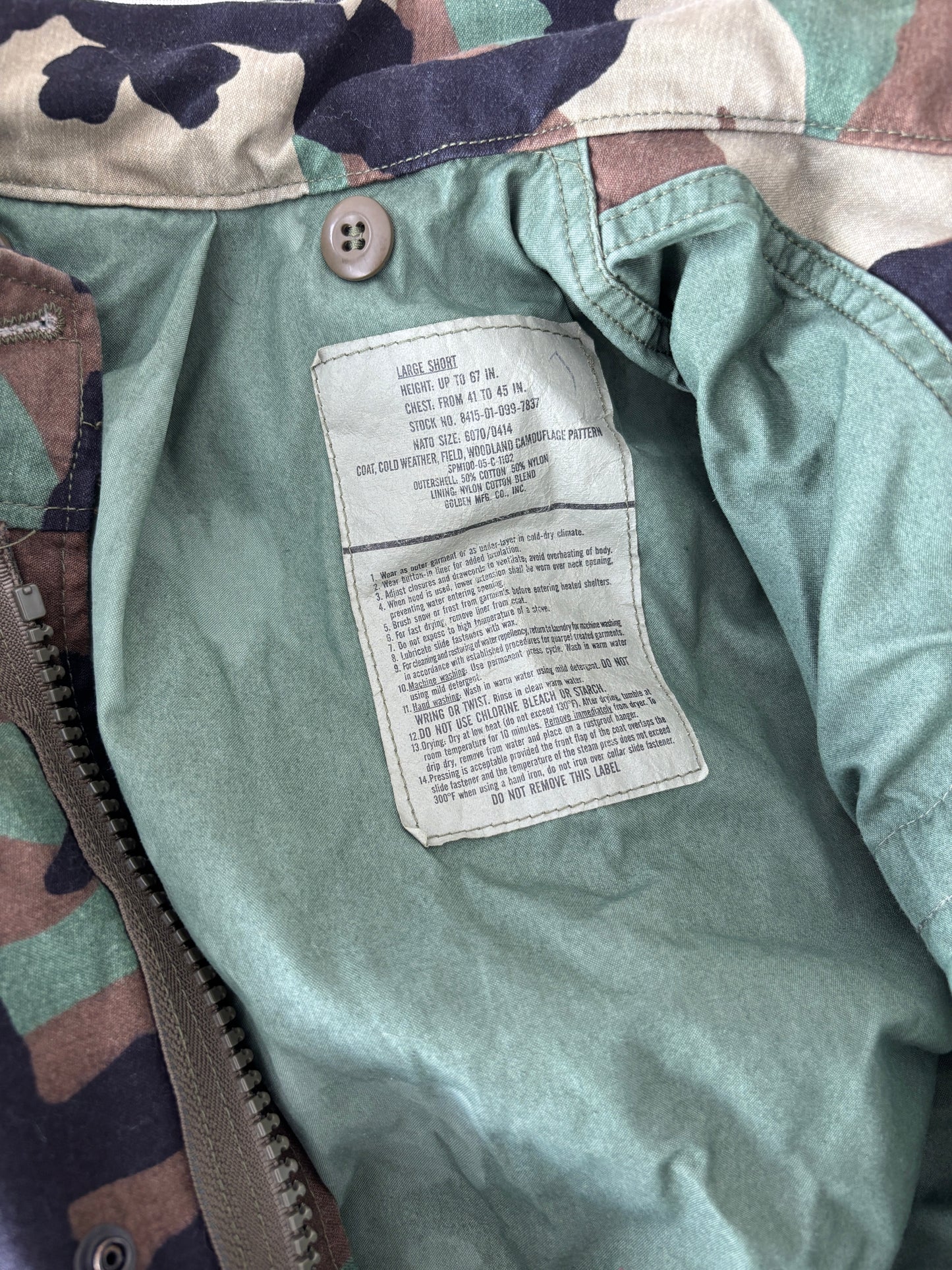 M - VINTAGE ARMY FIELD JACKET