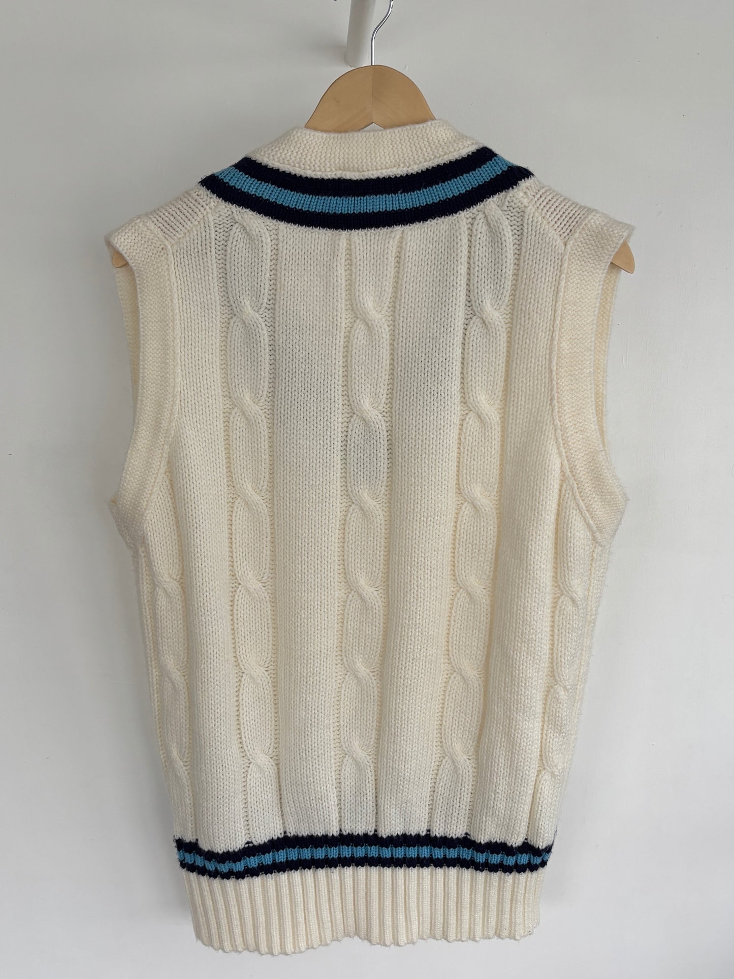 M - VINTAGE CRICKET VEST