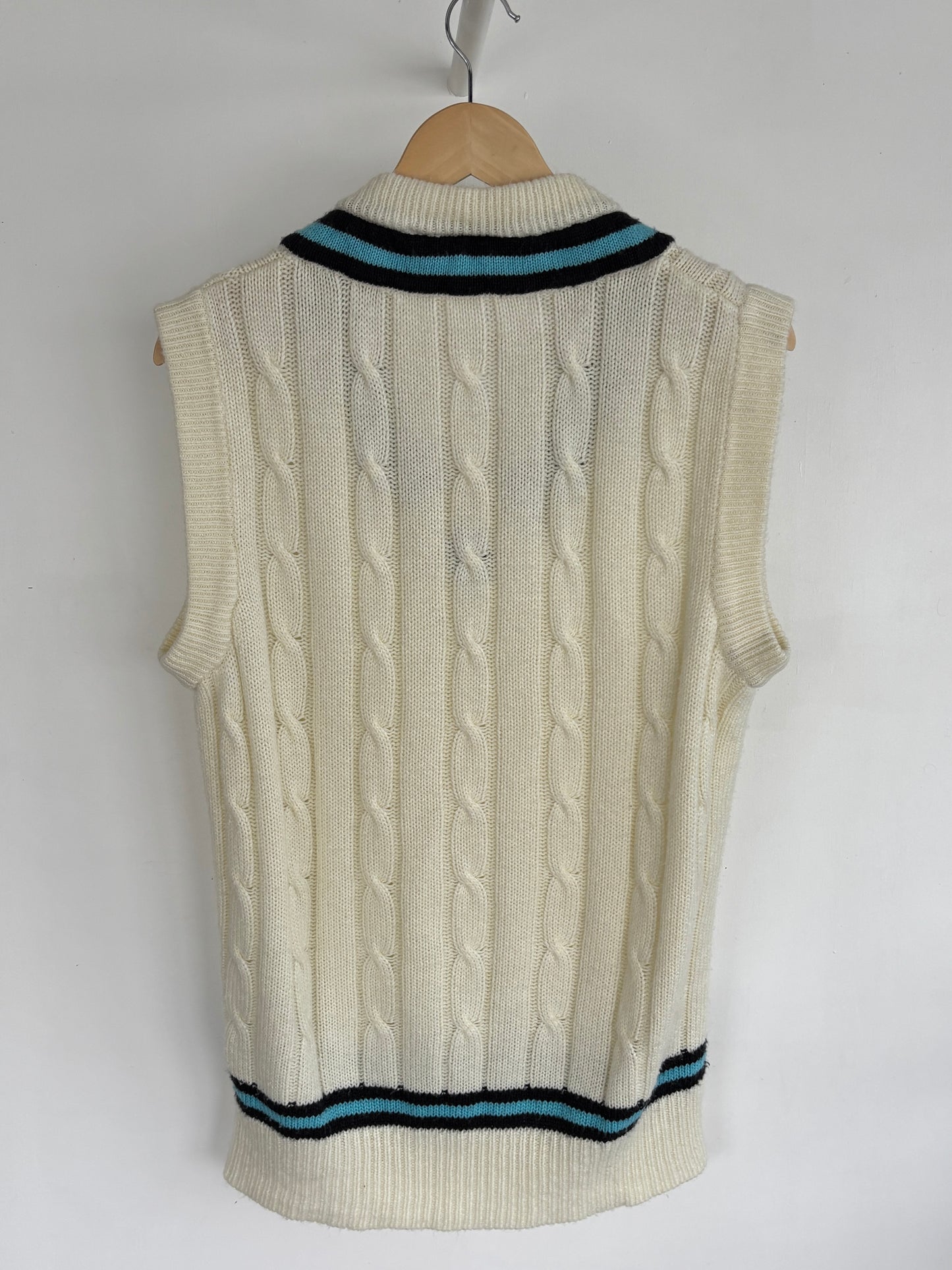M - VINTAGE CRICKET VEST