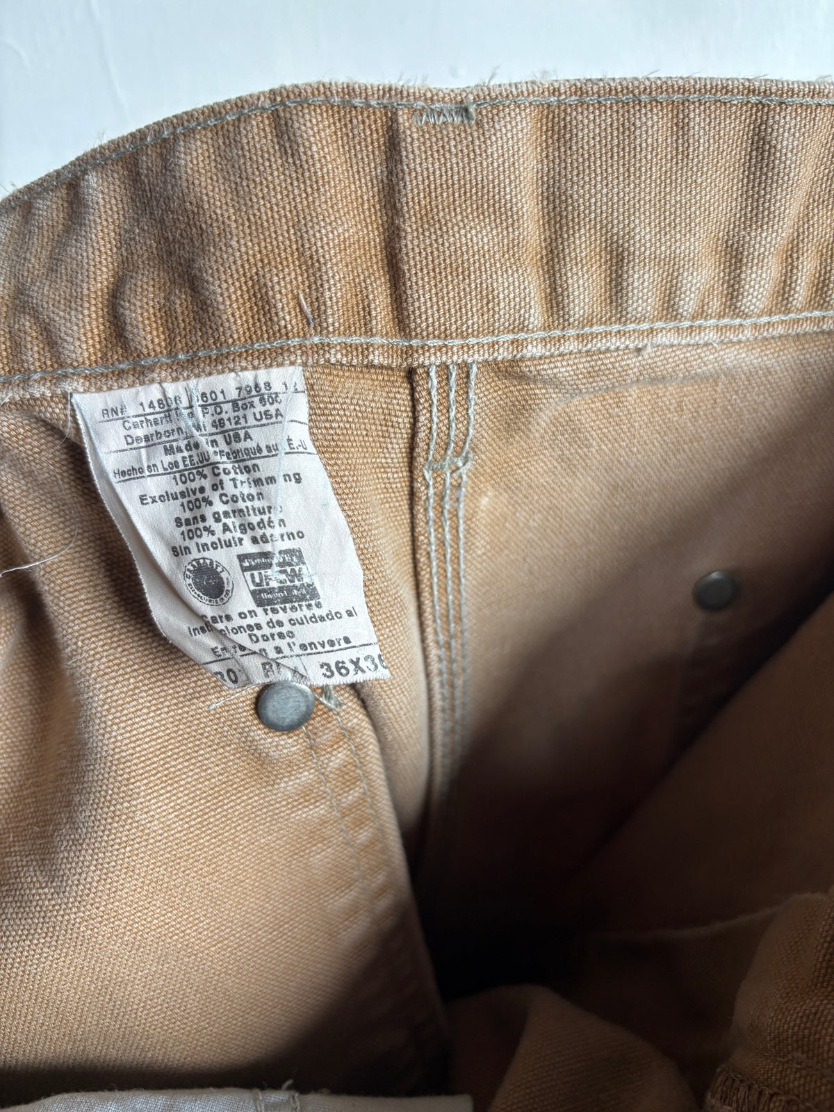 36/30 - VINTAGE CARHARTT DOUBLE KNEES