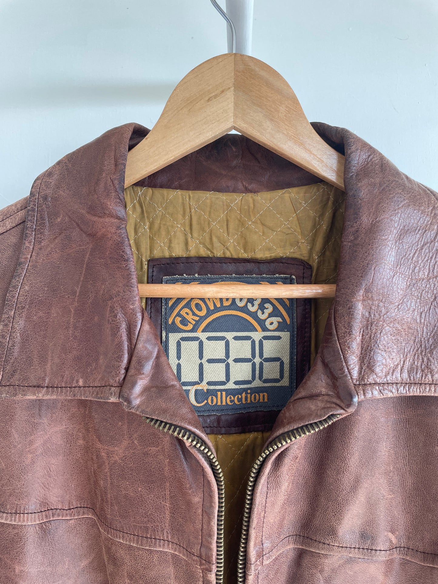 L - VINTAGE LEATHER JACKET