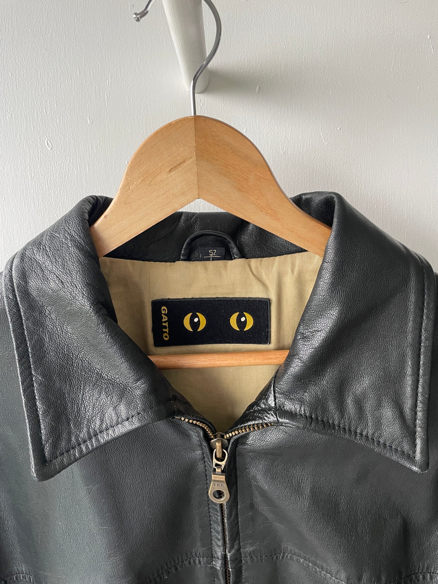 L - VINTAGE LEATHER JACKET
