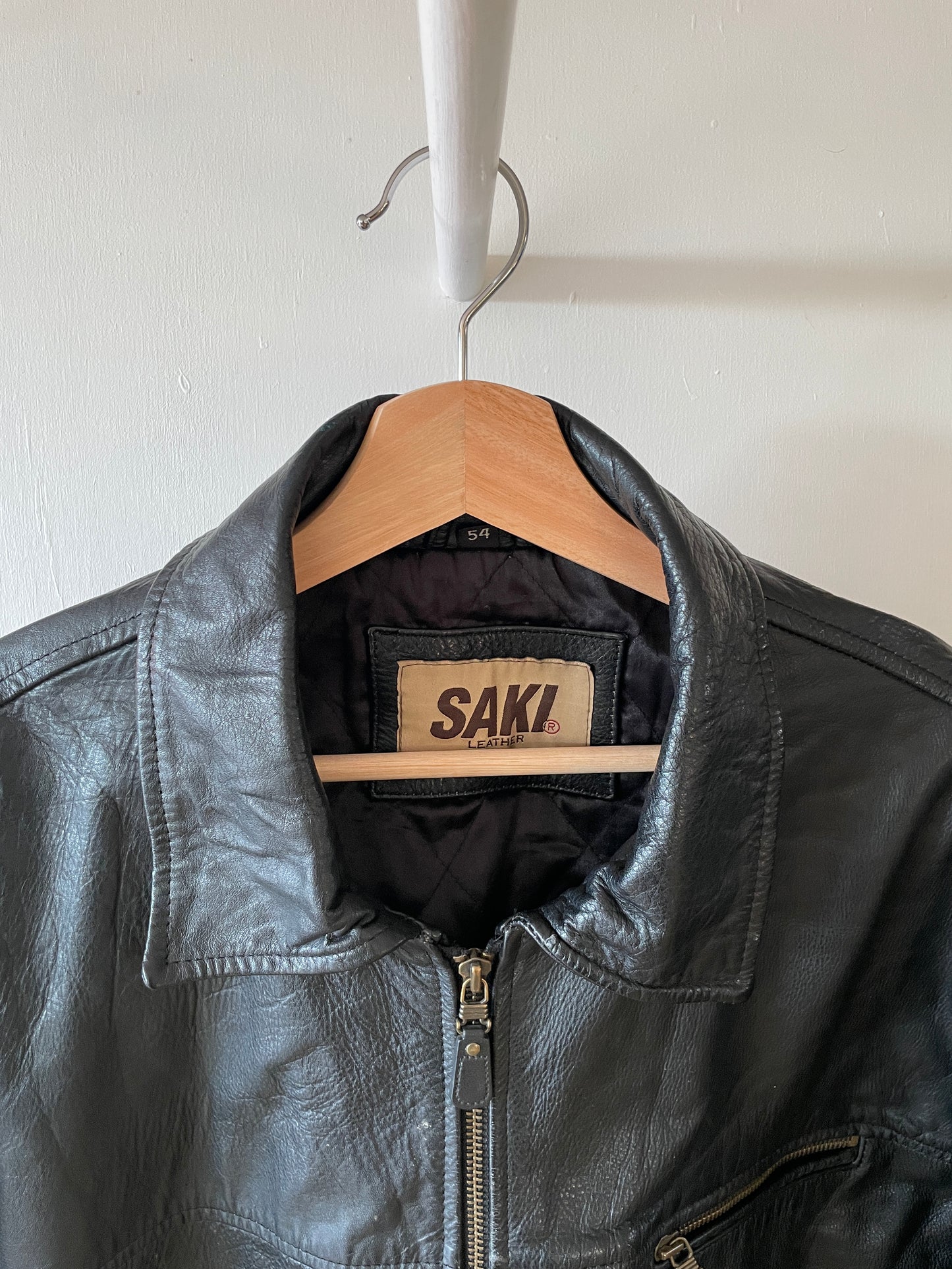 L - VINTAGE LEATHER JACKET