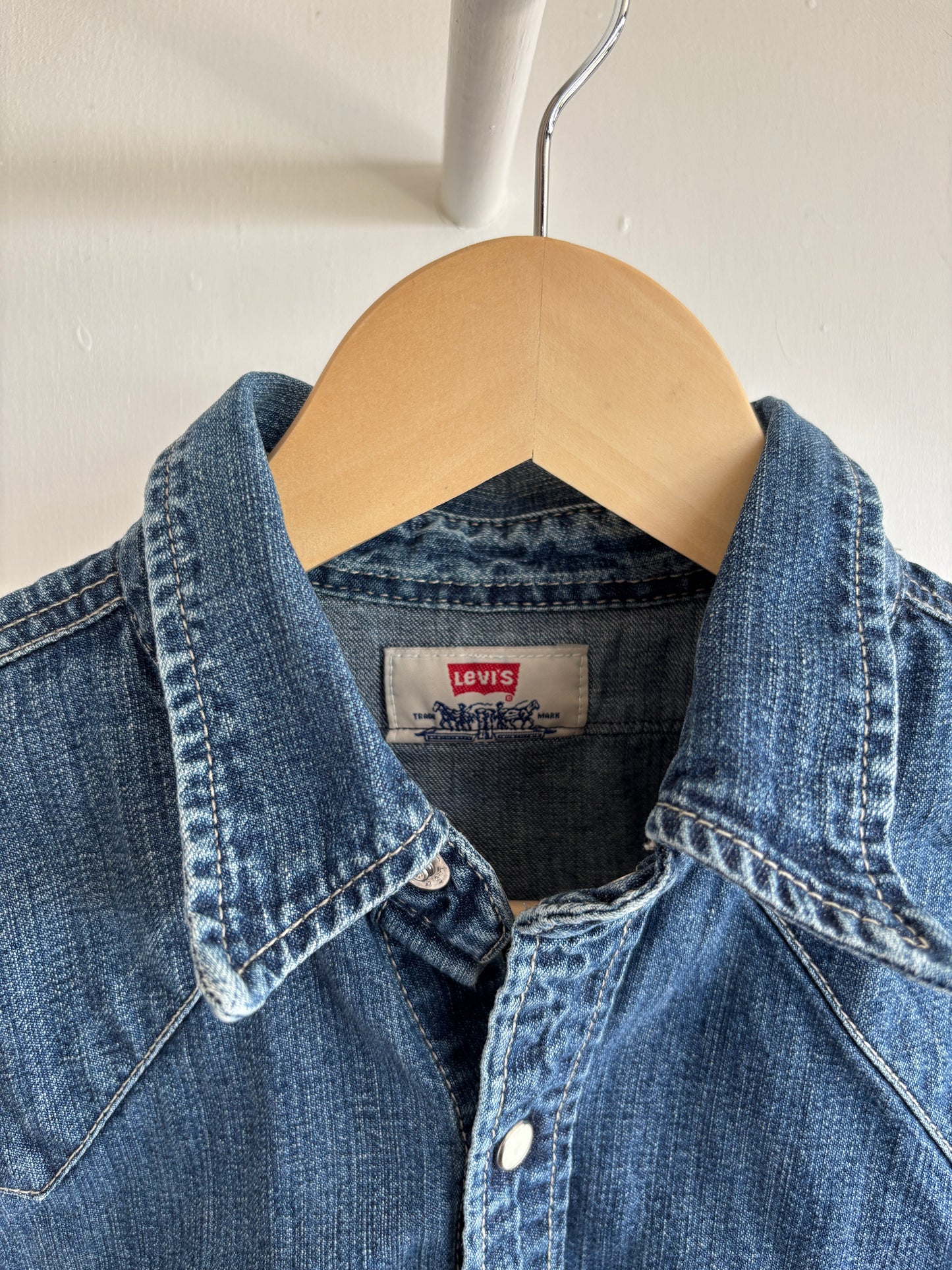 S - VINTAGE LEVIS DENIM VEST