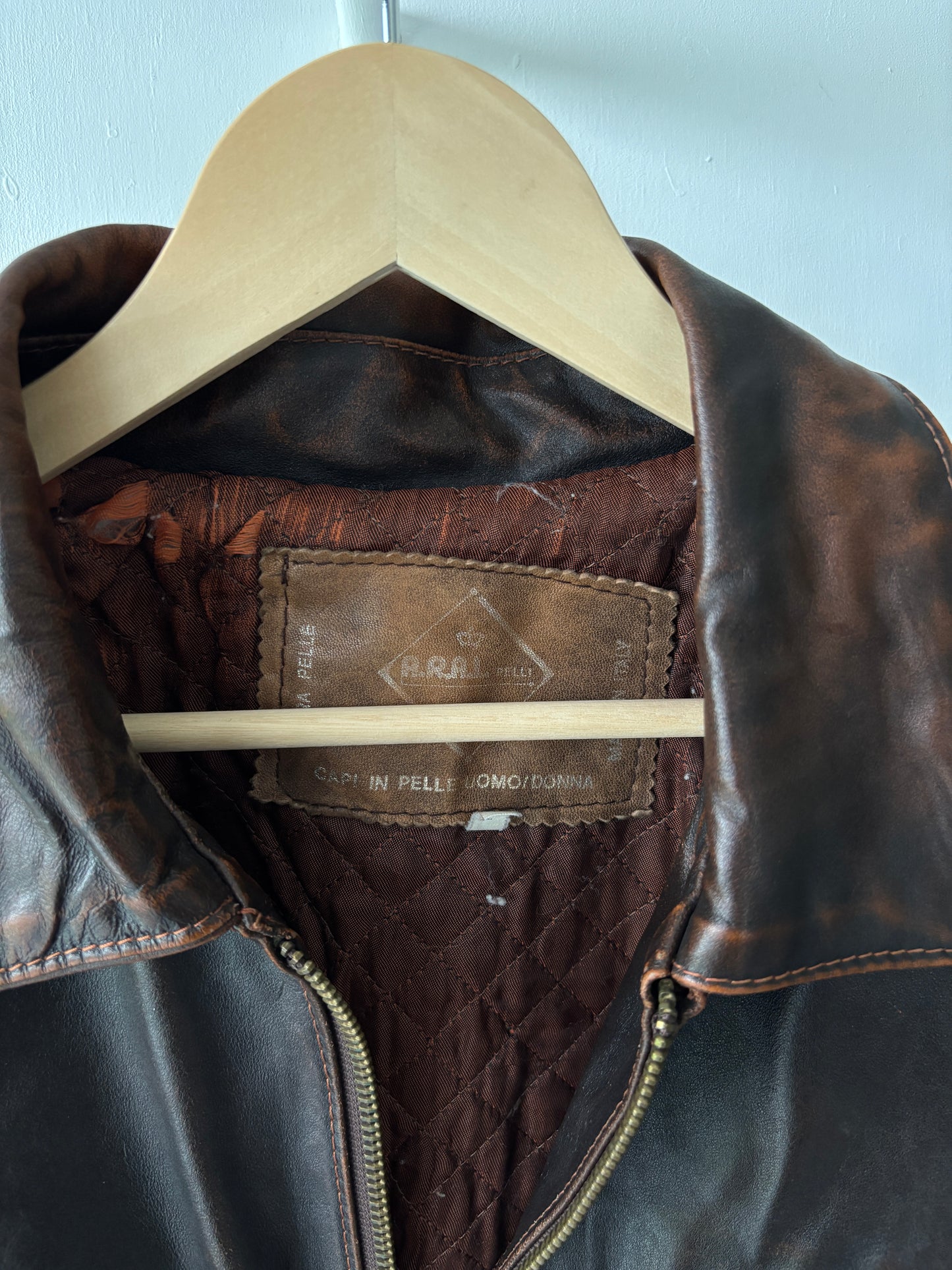 M - VINTAGE LEATHER JACKET