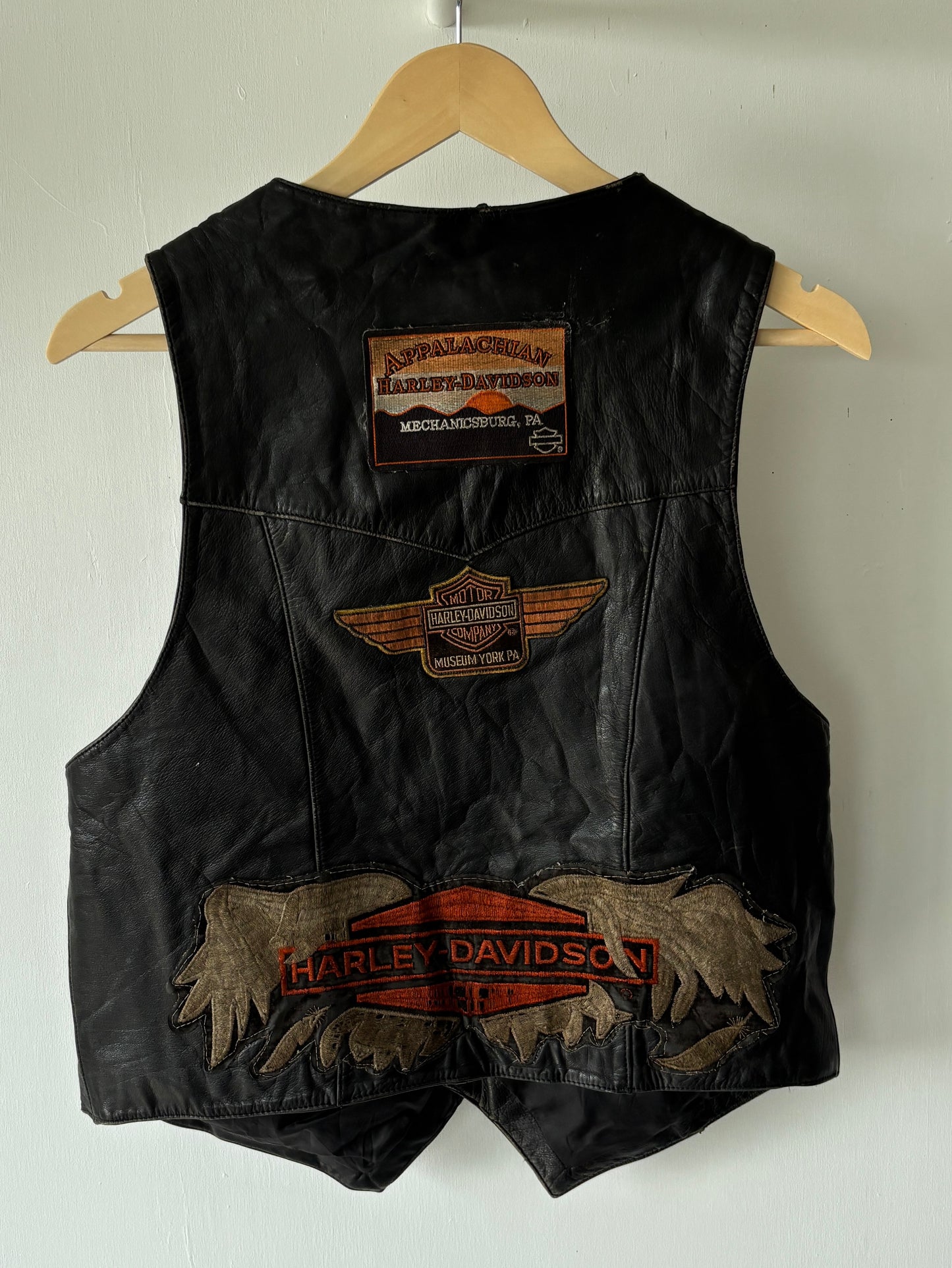 M - VINTAGE LEATHER VEST