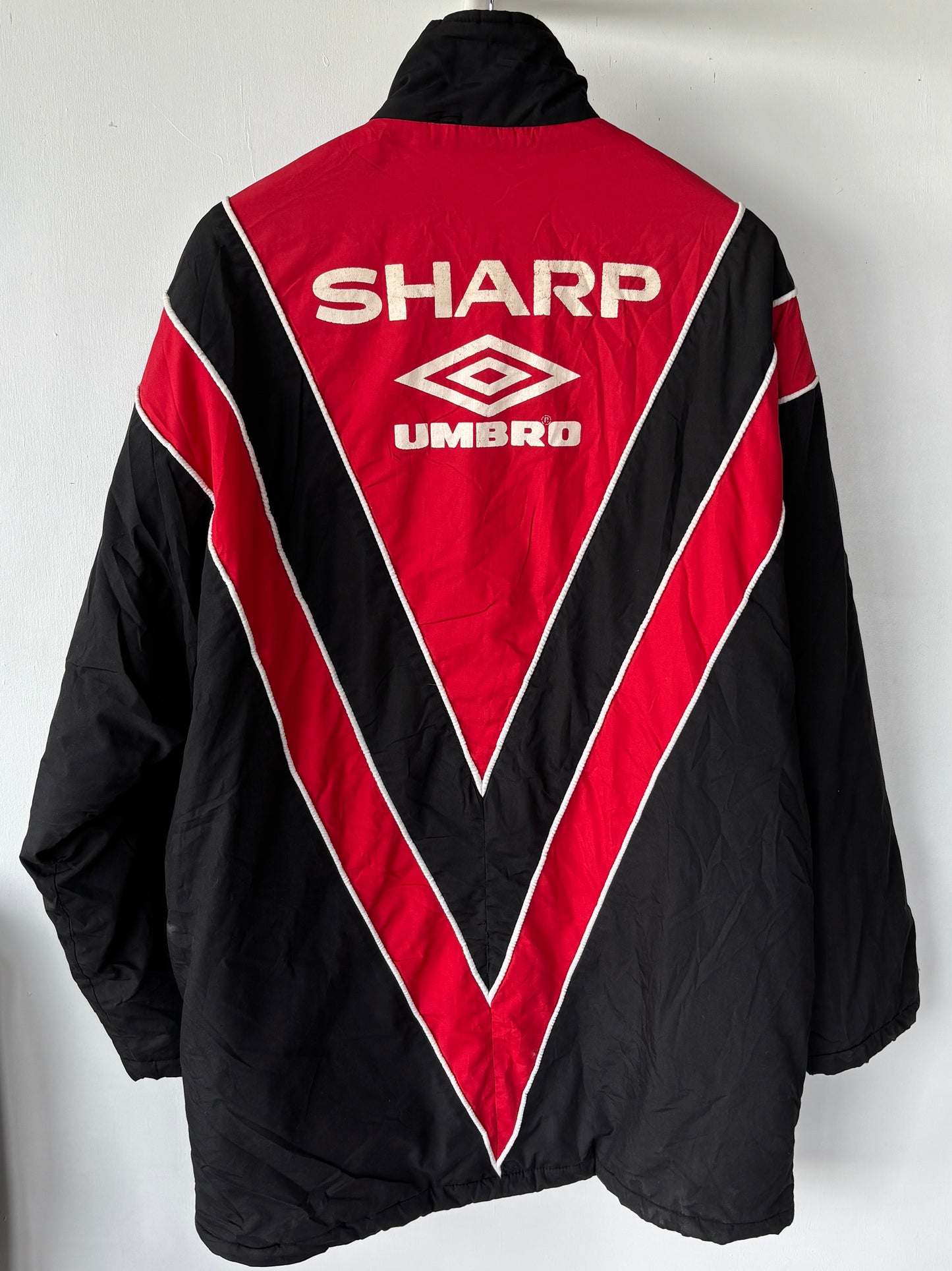 XL - VINTAGE 90S MAN UNITED UMBRO COAT