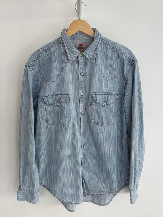 XL - VINTAGE LEVIS DENIM SHIRT