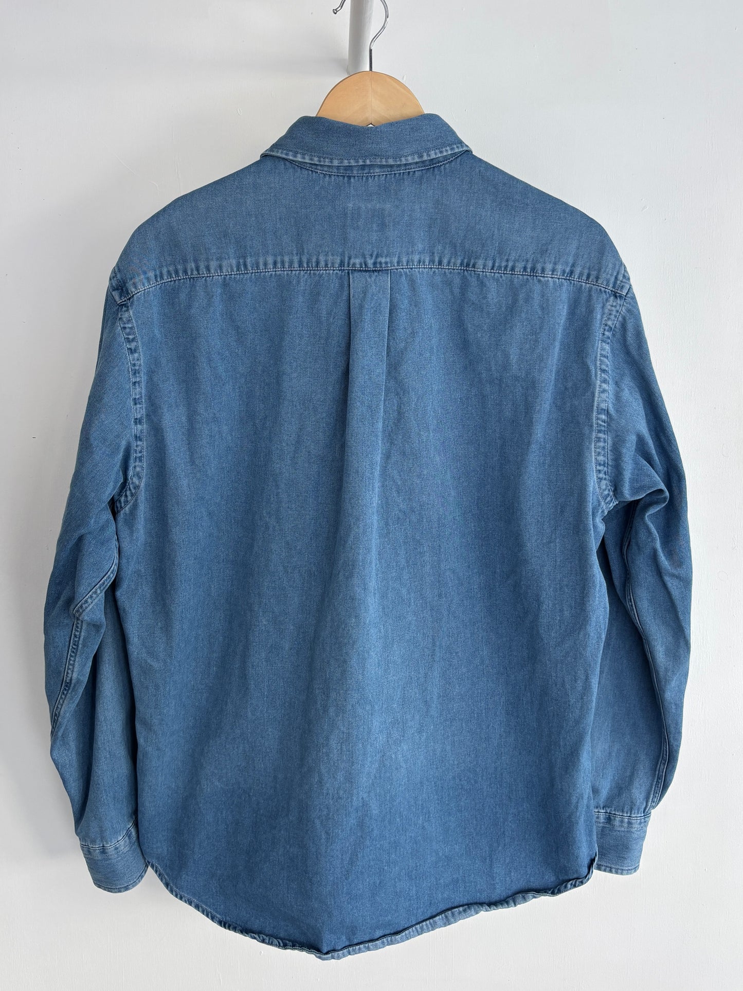 L - VINTAGE CALVIN KLEIN DENIM SHIRT