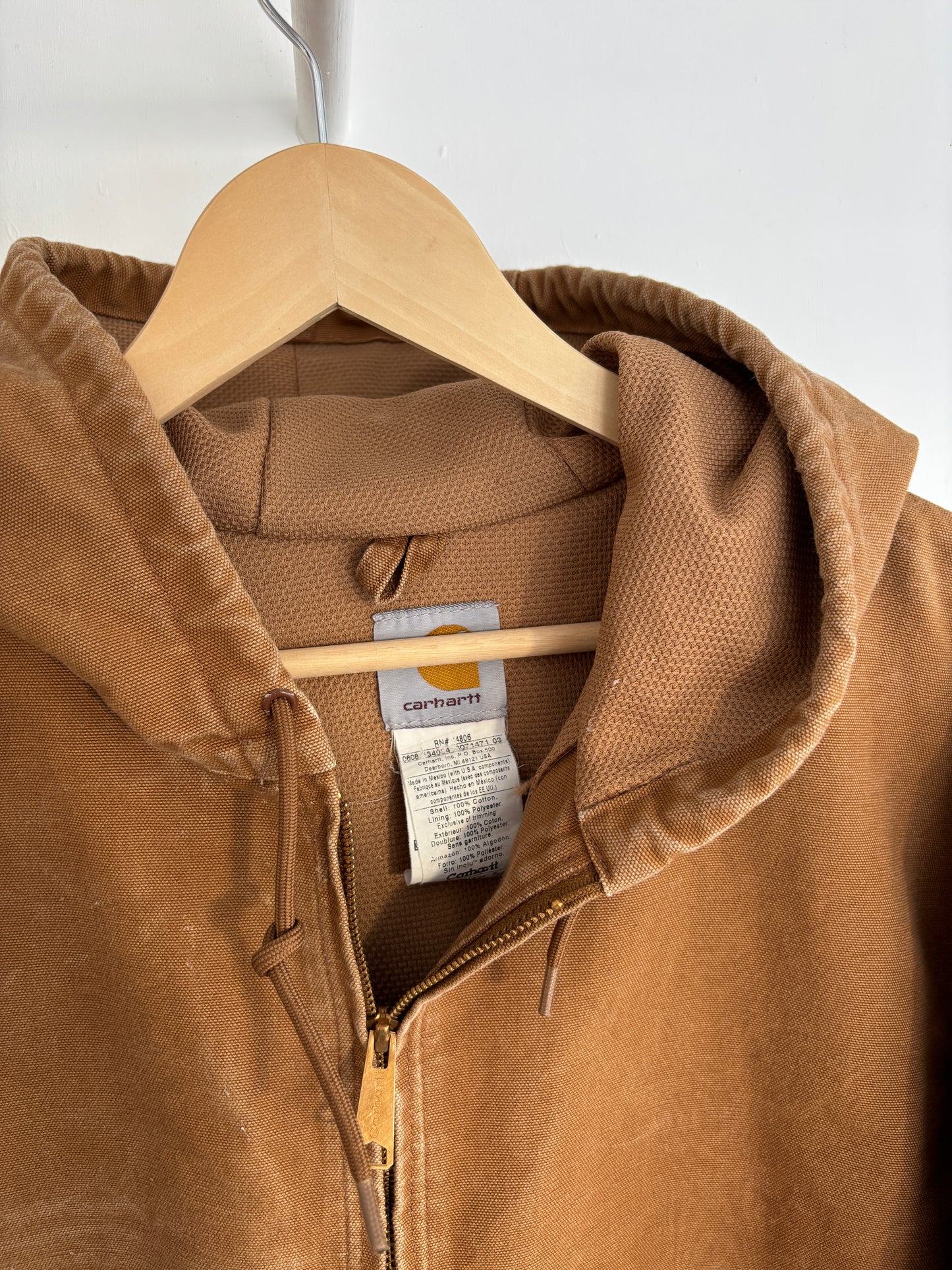 XL - VINTAGE CARHARTT HOODED JACKET