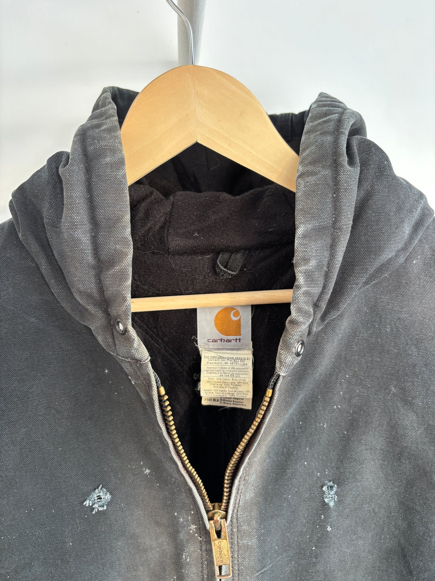 XL - VINTAGE CARHARTT HOODED JACKET