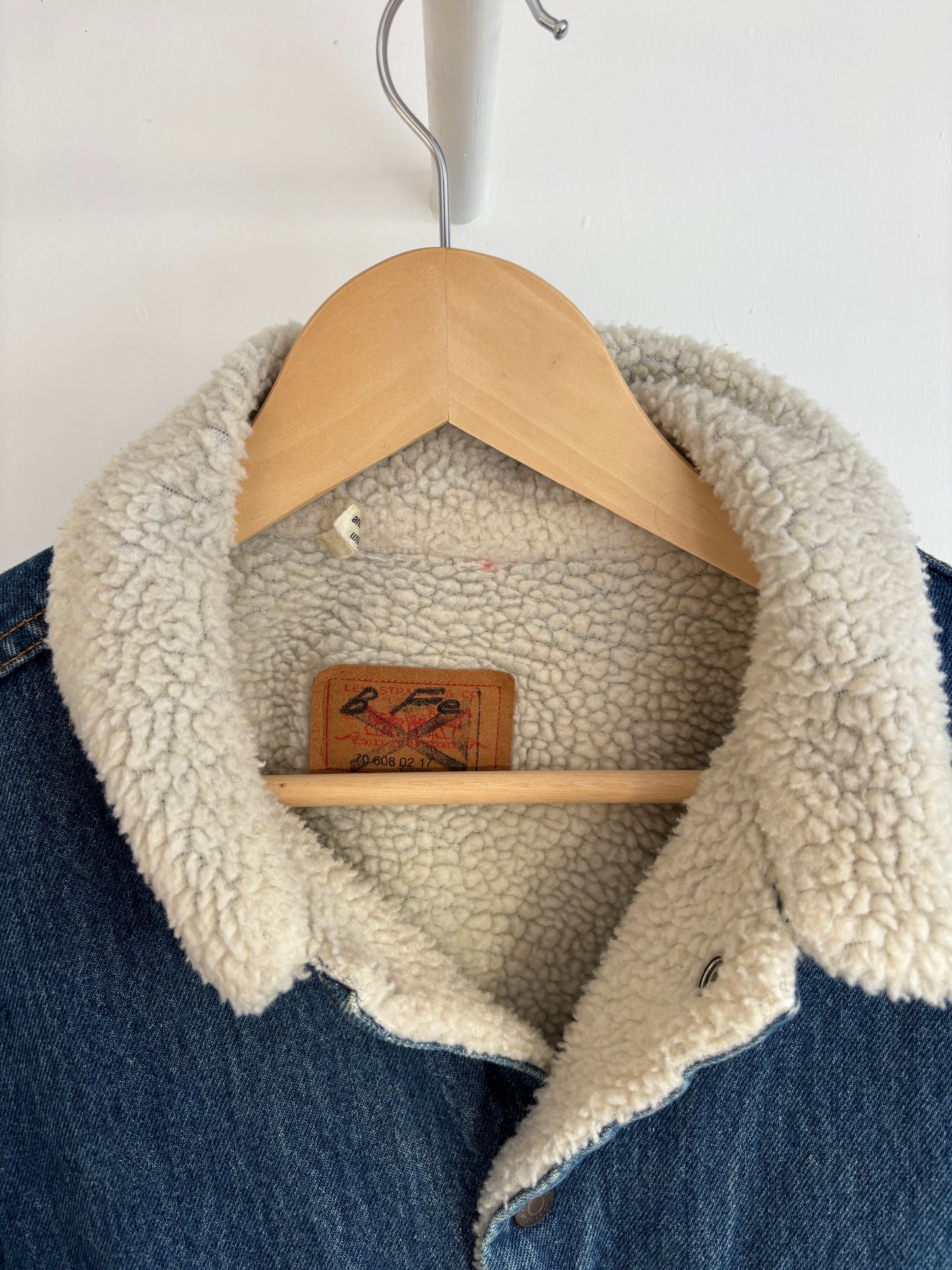 M - VINTAGE LEVIS DENIM SHERPA JACKET