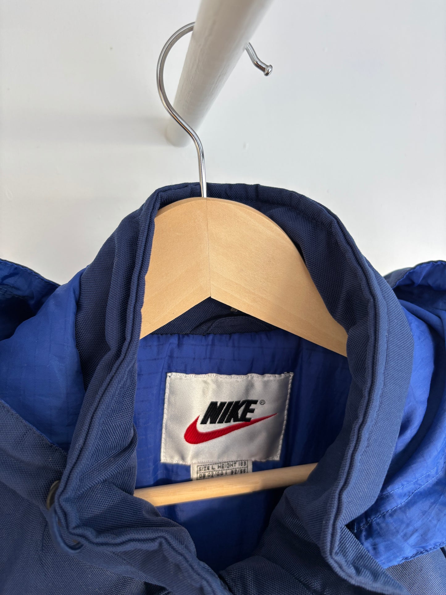 L - VINTAGE NIKE 98/99 INTER MILAN PARKA