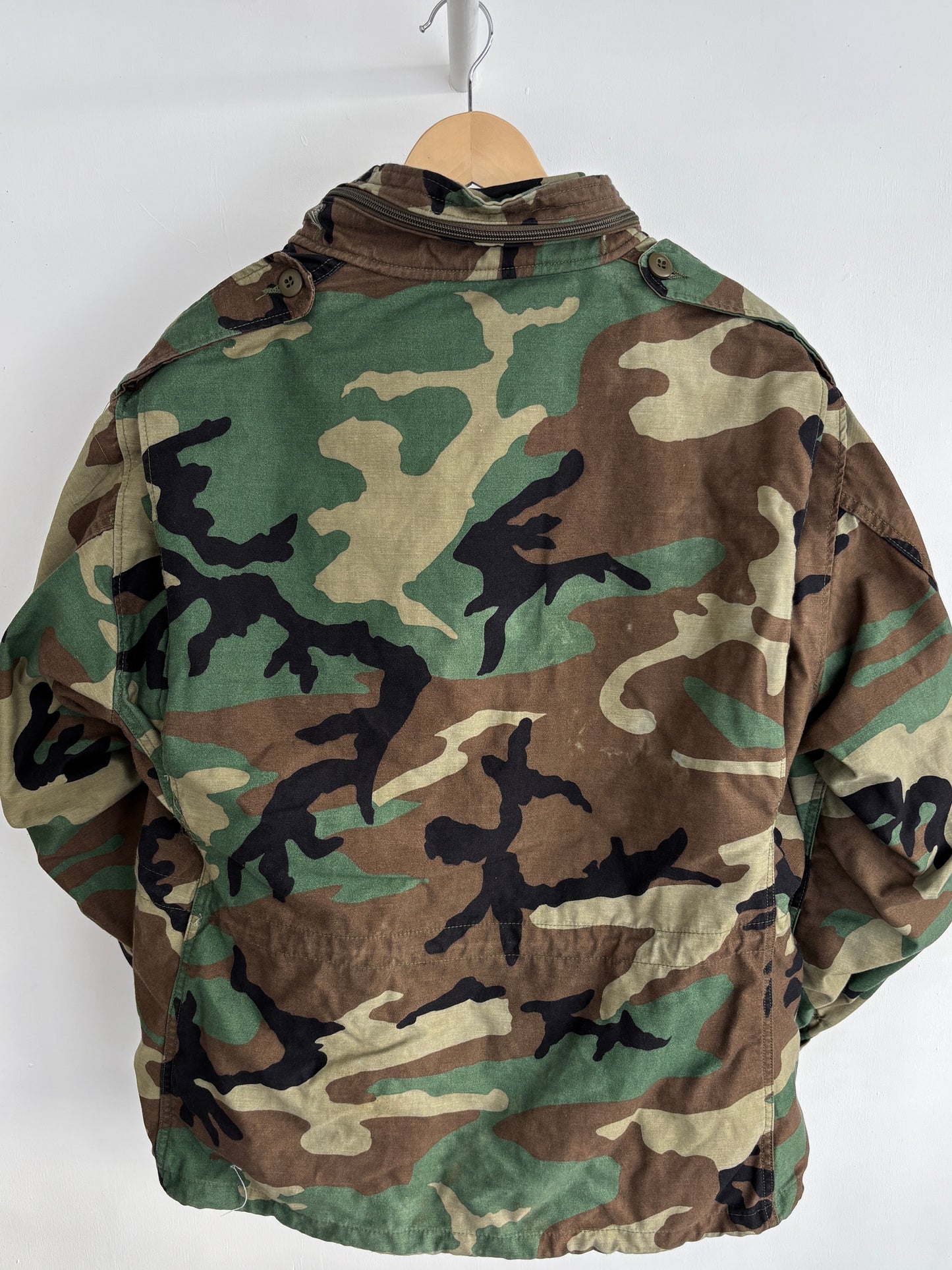 M - VINTAGE ARMY FIELD JACKET