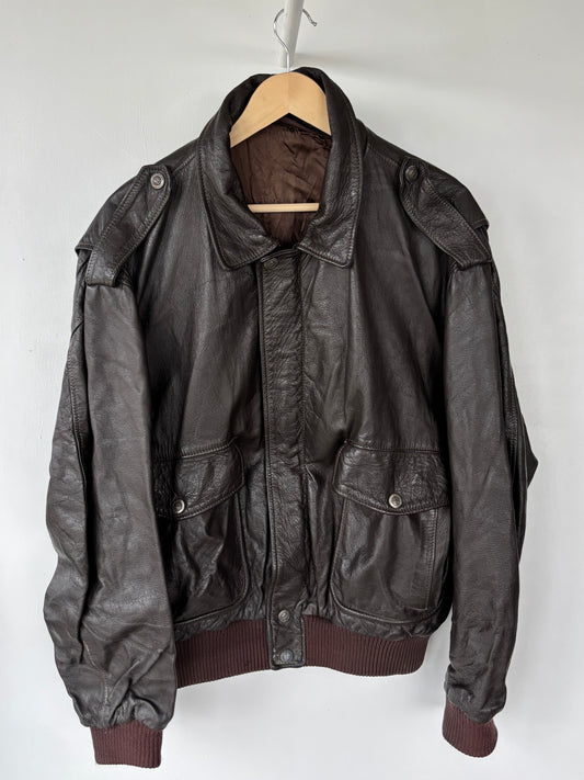 L - VINTAGE US FORCE LEATHER JACKET