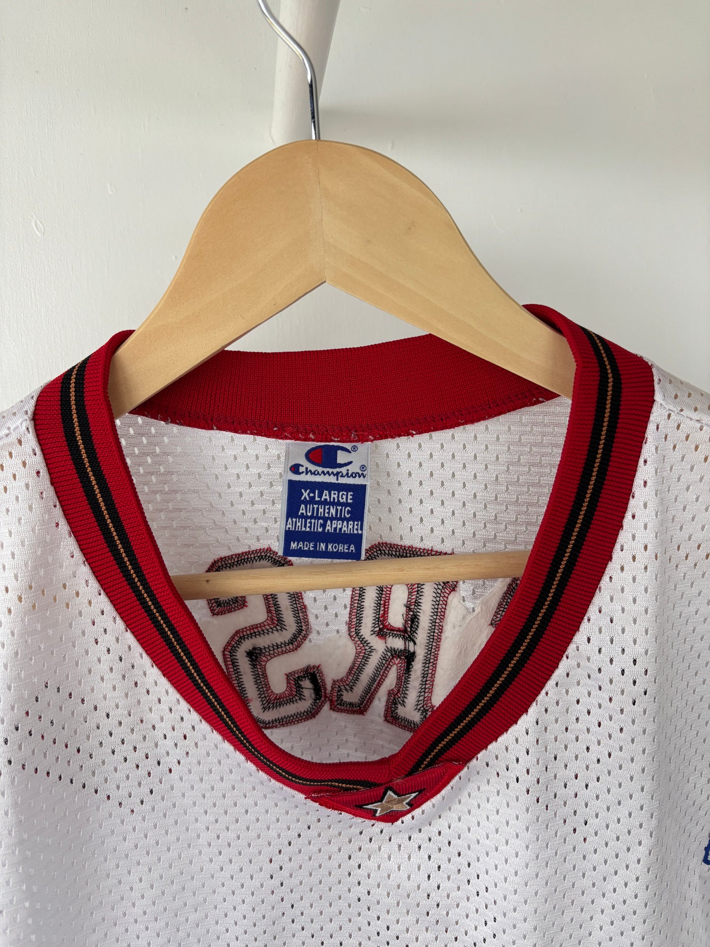 XL - VINTAGE SIXERS IVERSON JERSEY