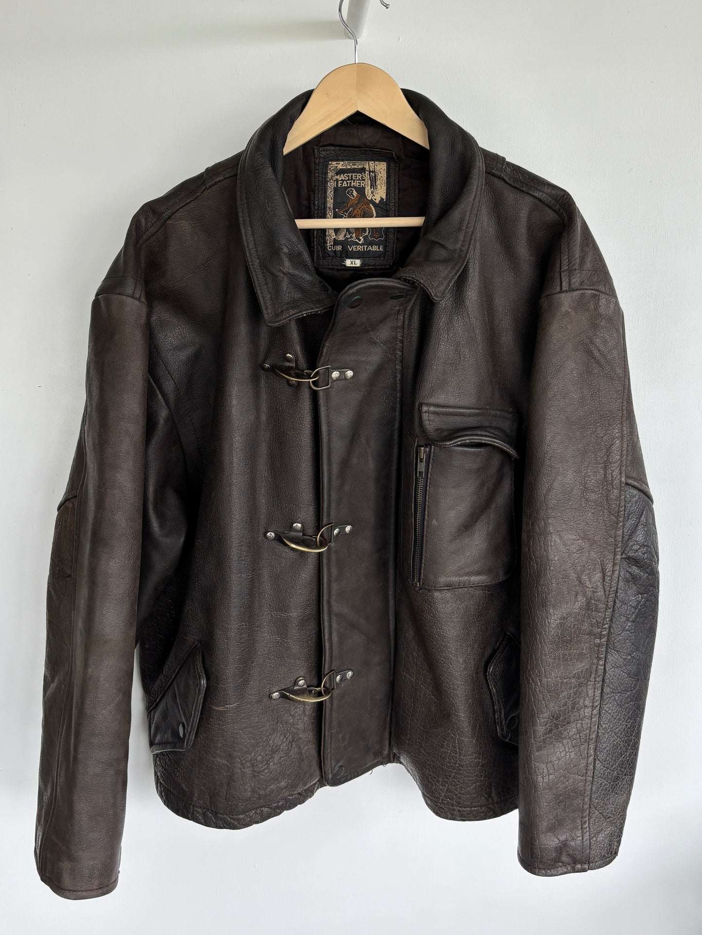 L - VINTAGE FIREMAN CLASP LEATHER JACKET