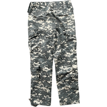 Load image into Gallery viewer, 32/30 - VINTAGE US ARMY PANTS