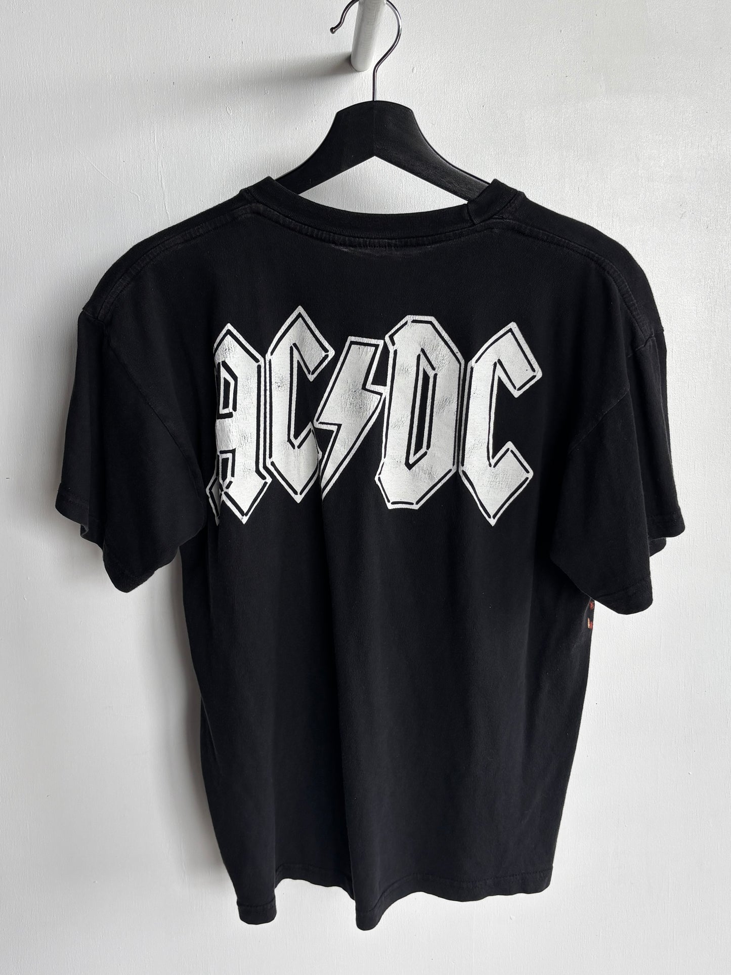 M - VINTAGE ACDC TEE