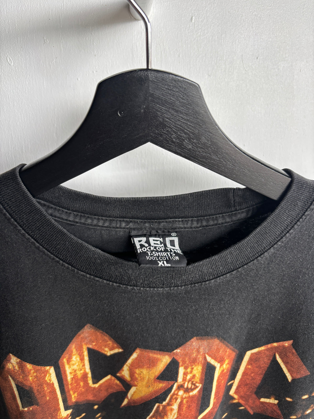 L - VINTAGE ACDC TEE
