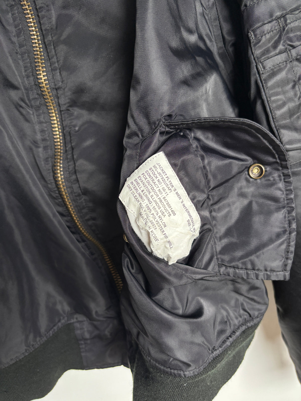 L - VINTAGE BOMBER JACKET