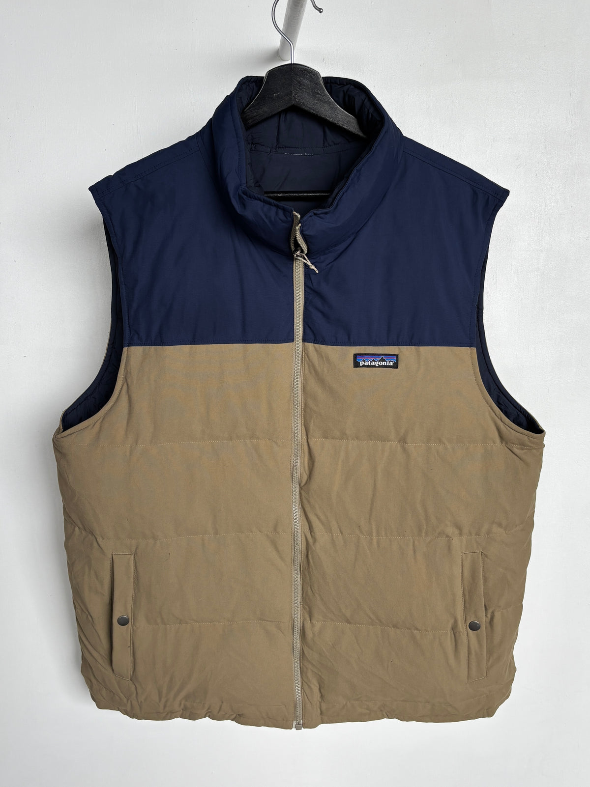 L - VINTAGE PATAGONIA REVERSIBLE VEST