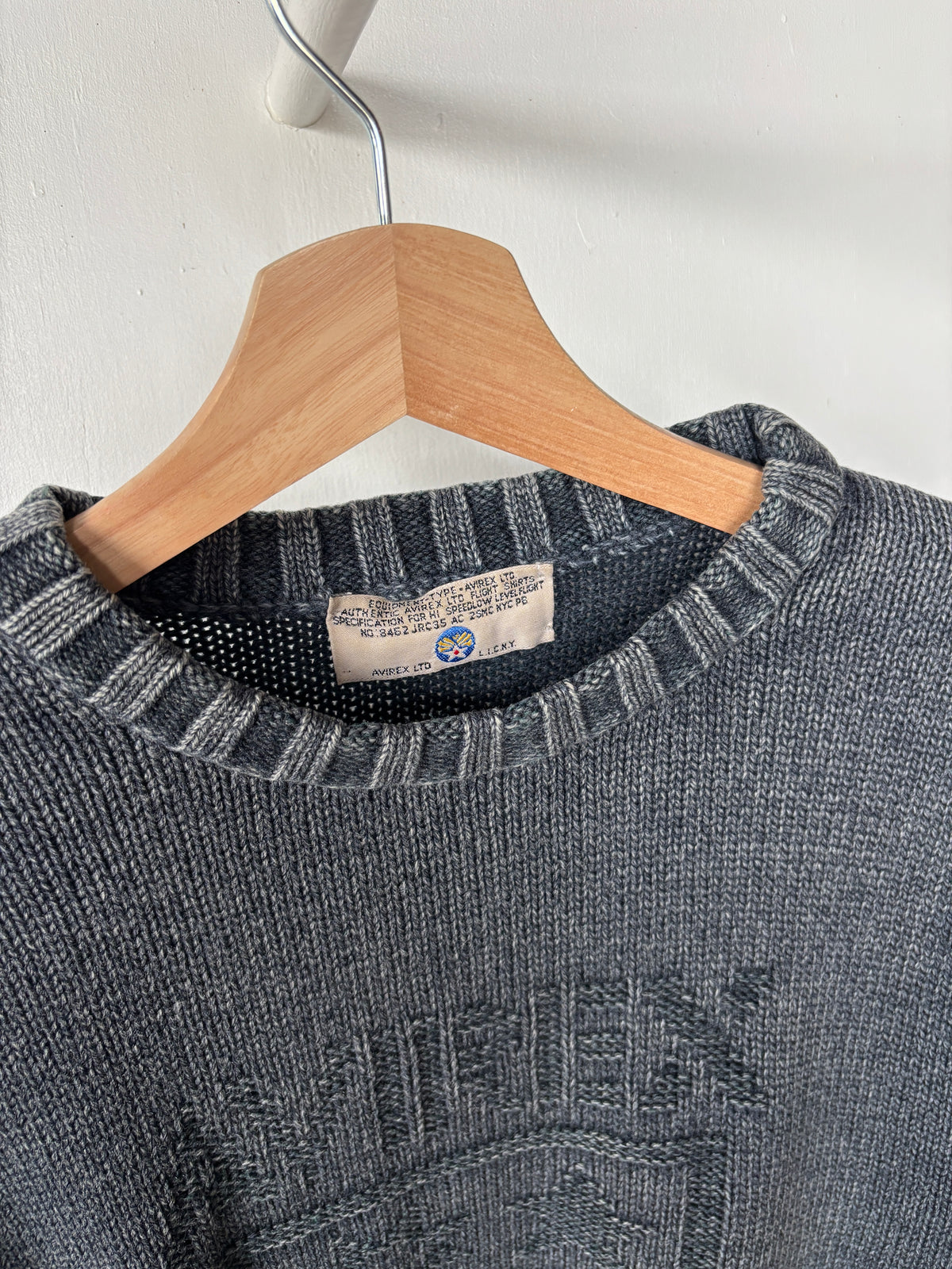 M - VINTAGE AVIREX KNITTED SWEATSHIRT