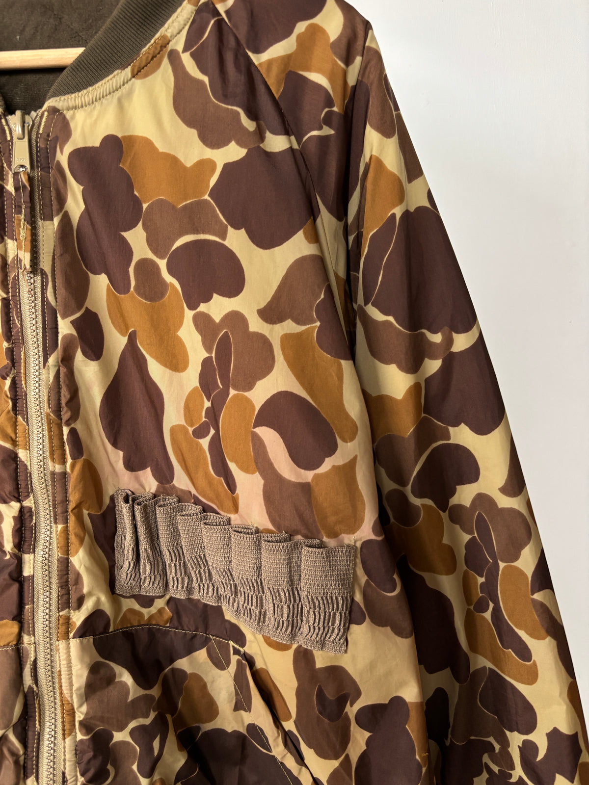 L - VINTAGE RAEWIKS HUNTING CAMO BOMBER JACKET