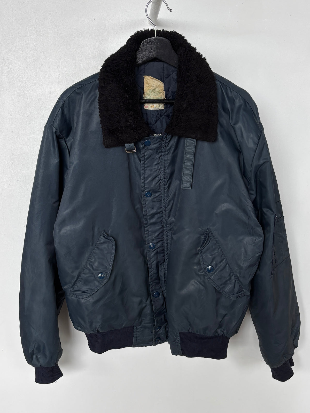 L - VINTAGE FLIGHT JACKET