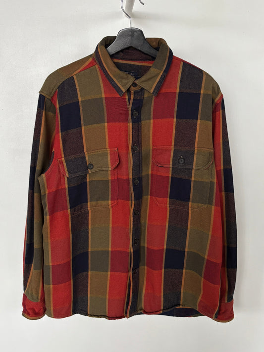 L - VINTAGE PENDLETON FLANNEL SHIRT