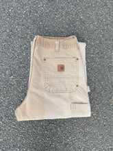 Load image into Gallery viewer, 34/34 - VINTAGE CARHARTT DOUBLE KNEES
