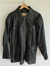 Load image into Gallery viewer, M - VINTAGE LEATHER JACKET
