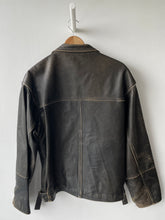 Load image into Gallery viewer, L - VINTAGE LEATHER JACKET
