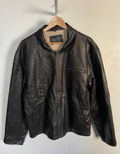 Load image into Gallery viewer, L - VINTAGE LEE FAUX LEATHER SHERPA JACKET
