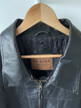 Load image into Gallery viewer, XL - VINTAGE LEATHER JACKET
