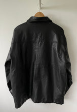 Load image into Gallery viewer, XL - VINTAGE LEATHER JACKET
