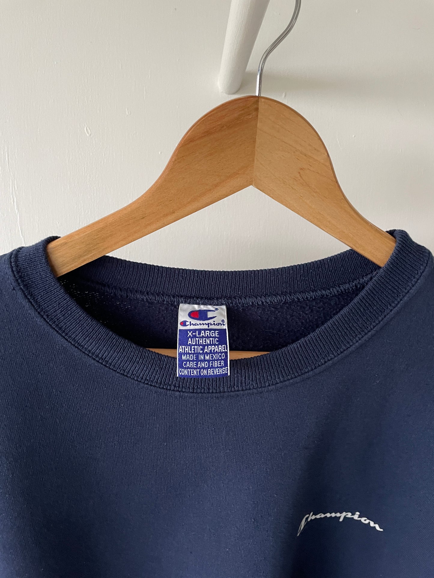 M - VINTAGE CHAMPION SWEATSHIRT