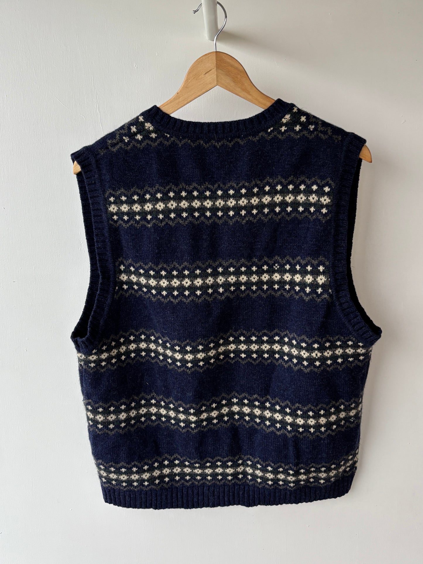 M - VINTAGE KNITTED VEST