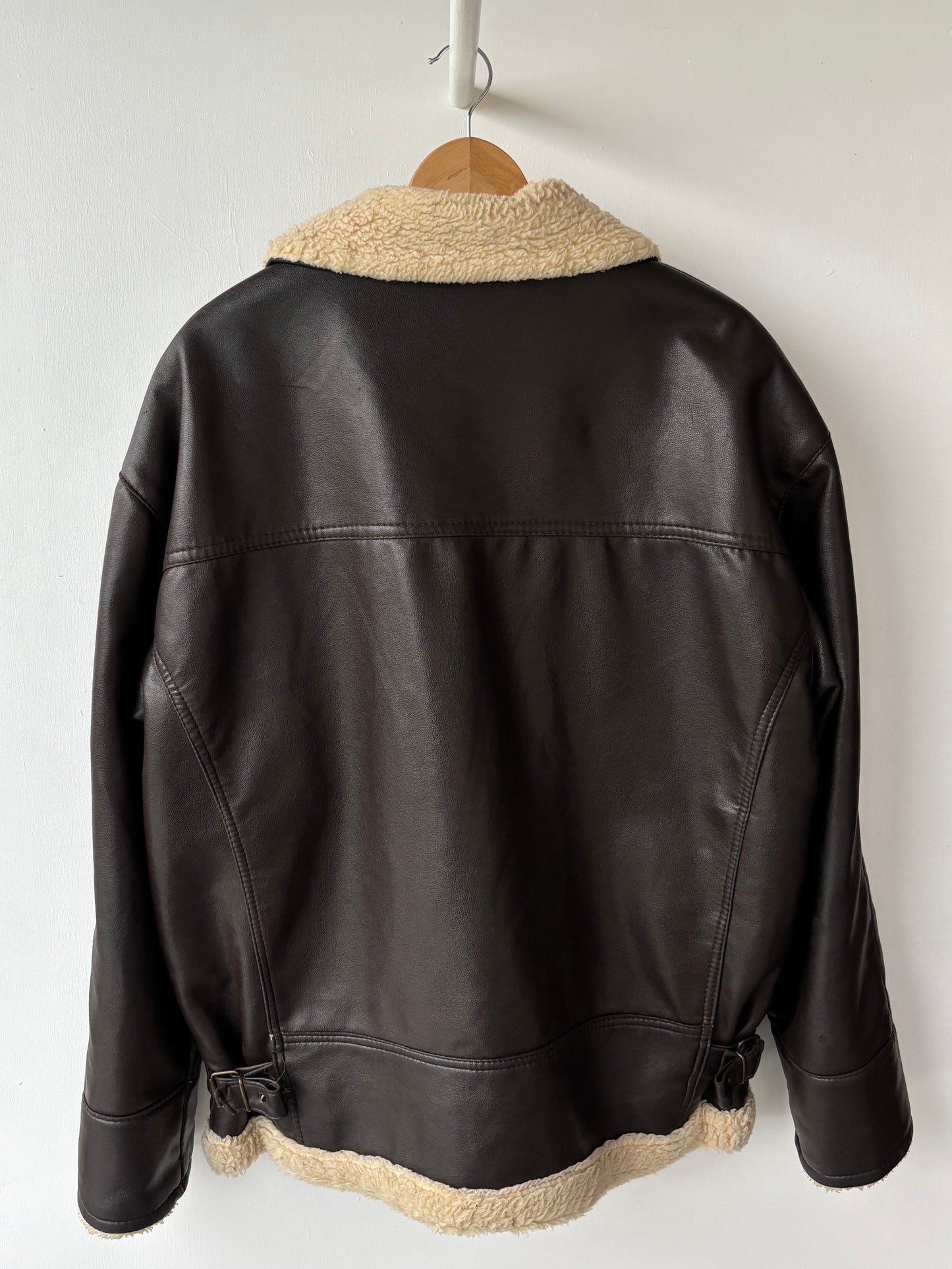 L - VINTAGE FAUX LEATHER SHERPA JACKET