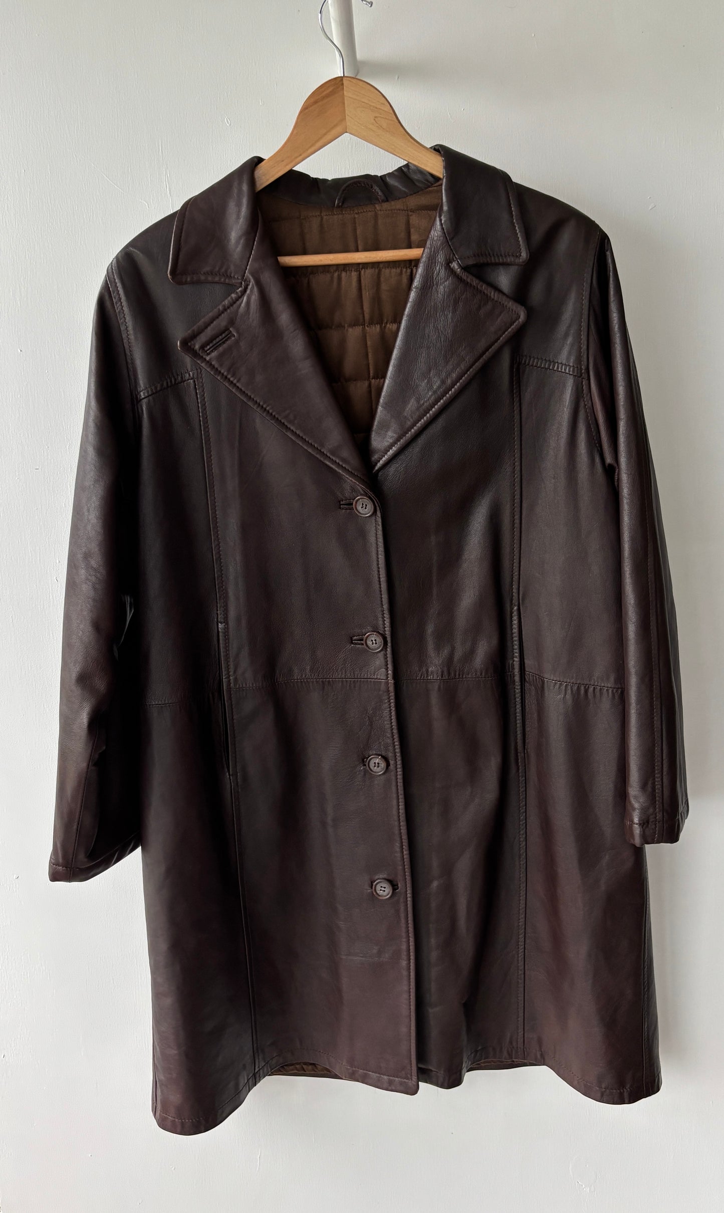 M - VINTAGE LEATHER COAT