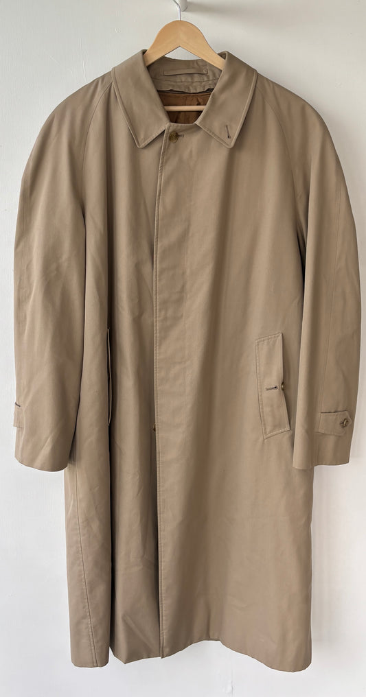L - VINTAGE BURBERRY COAT