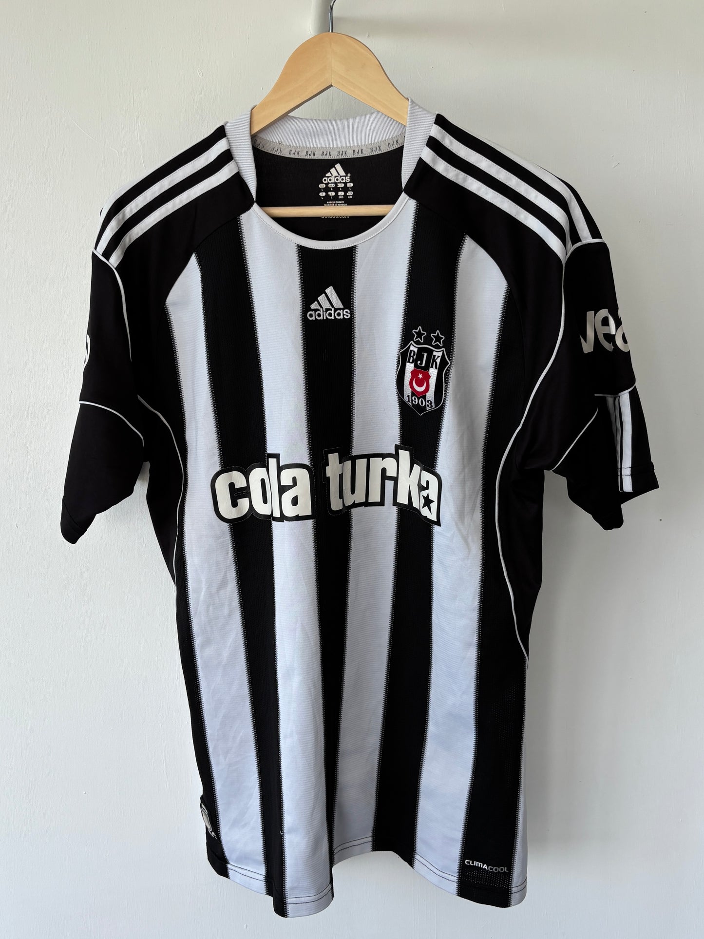 L - VINTAGE BESIKTAS GUTI 10/11 JERSEY