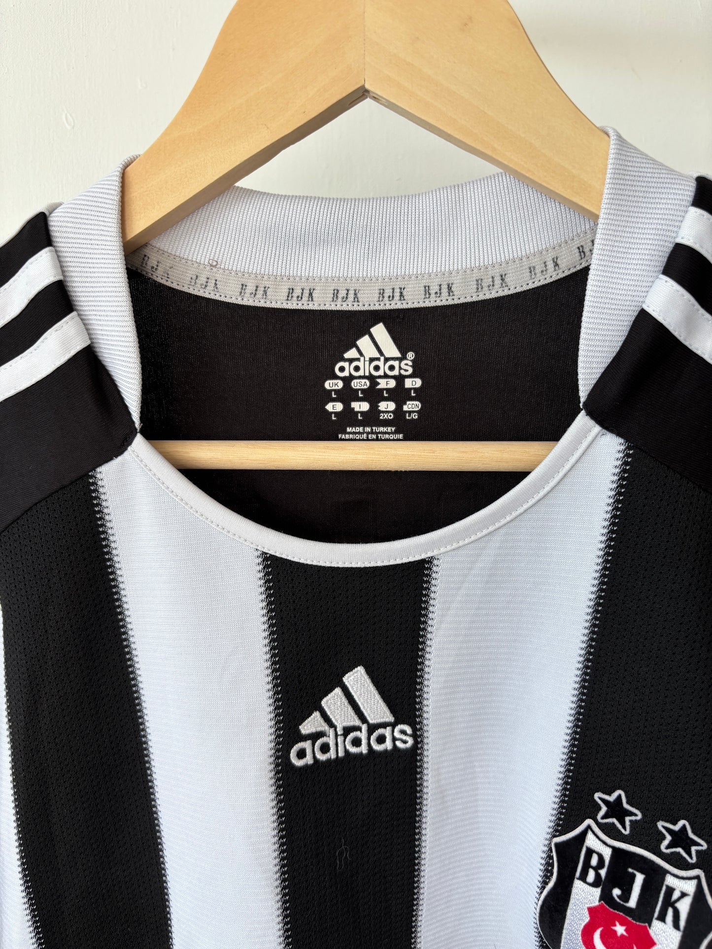 L - VINTAGE BESIKTAS GUTI 10/11 JERSEY