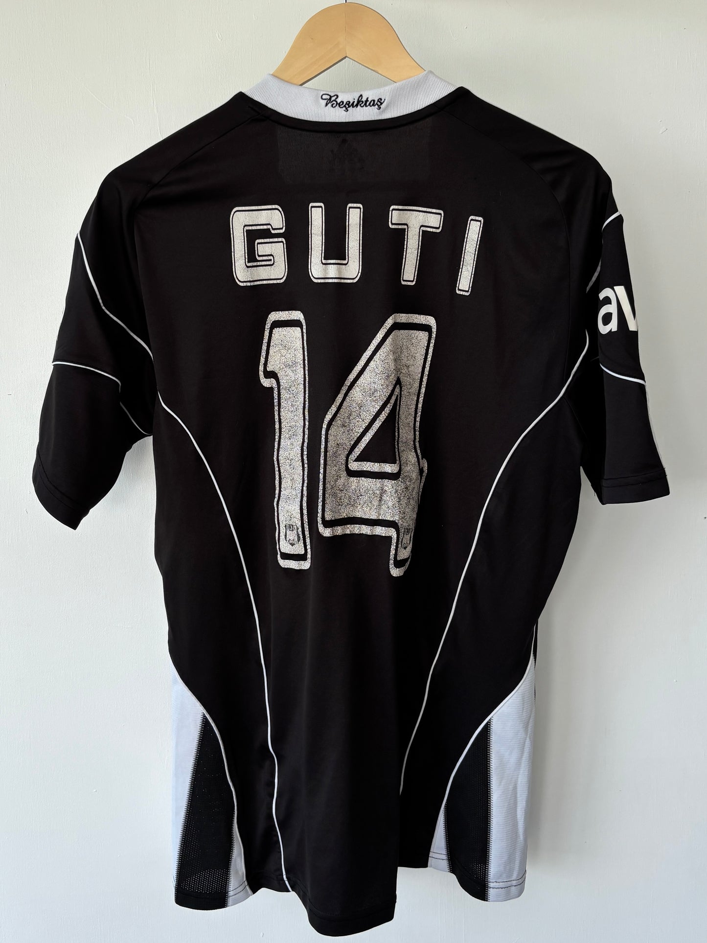 L - VINTAGE BESIKTAS GUTI 10/11 JERSEY