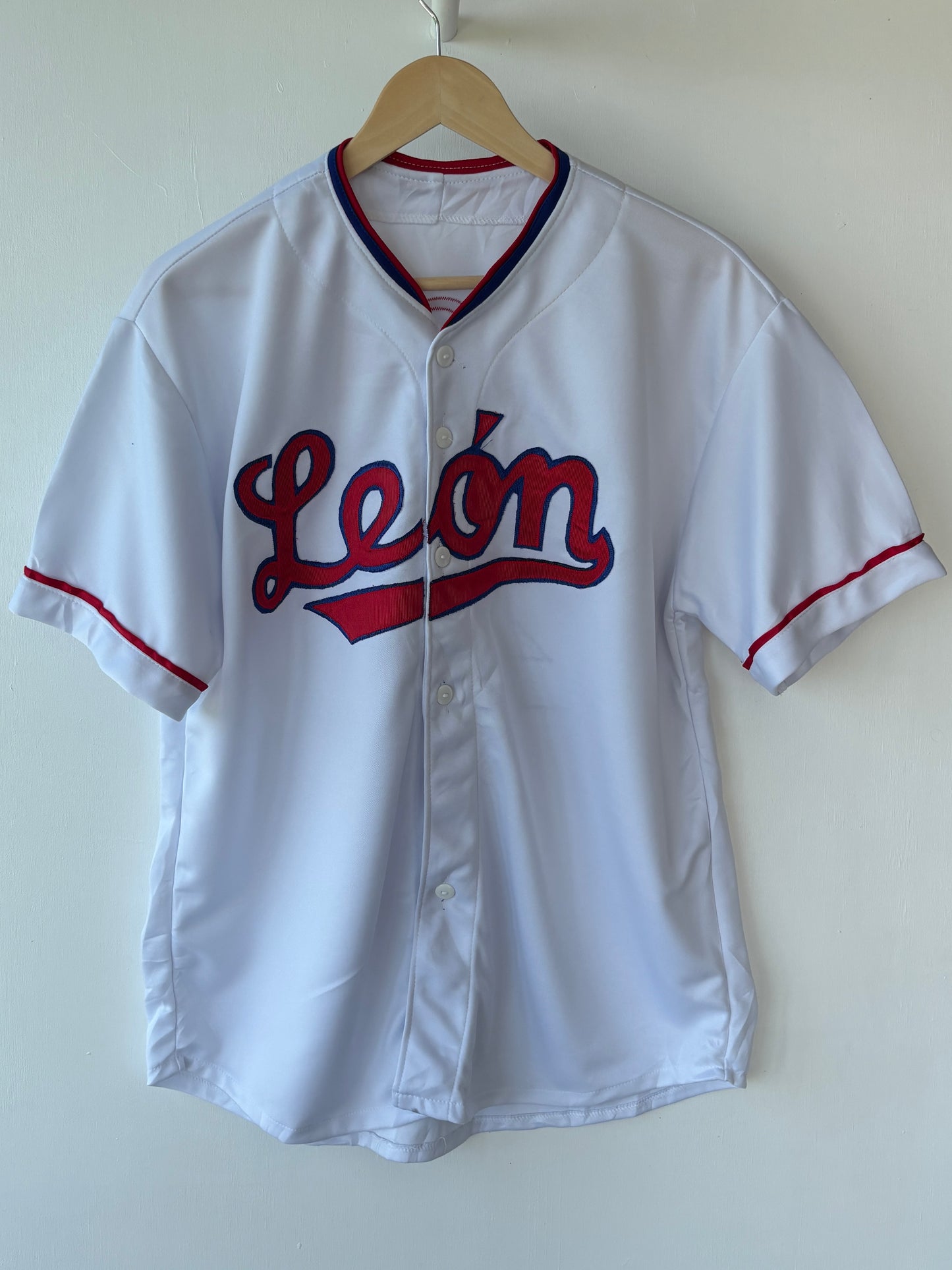 L - VINTAGE LEON BASEBALL JERSEY