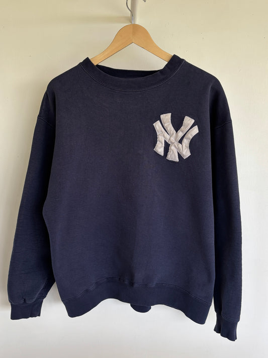 M - VINTAGE YANKEES SWEATSHIRT