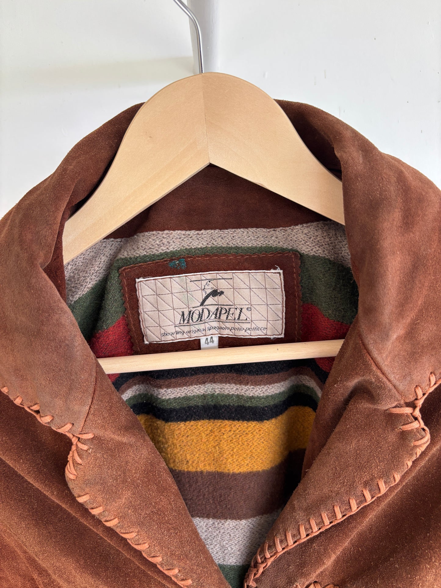 M - VINTAGE SUEDE FRINGE JACKET
