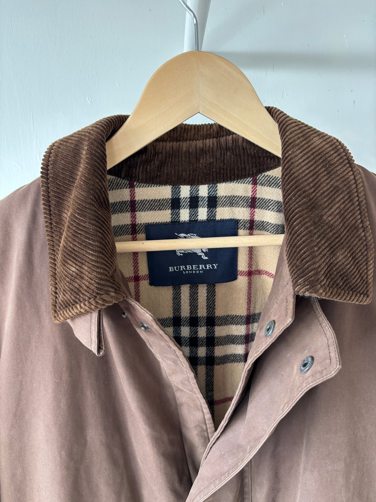 M - VINTAGE BURBERRY COAT