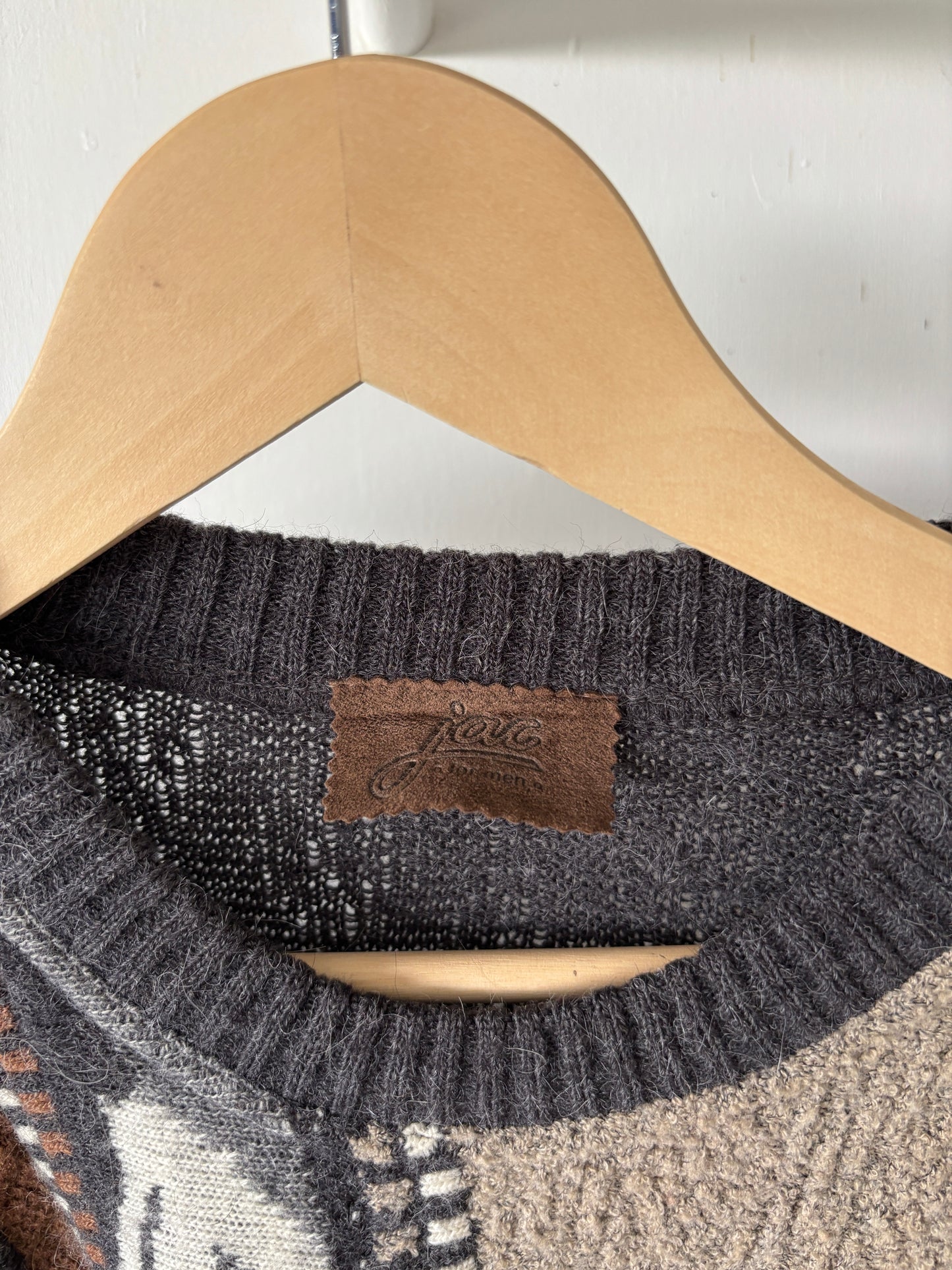 M - VINTAGE COSBY SWEATSHIRT